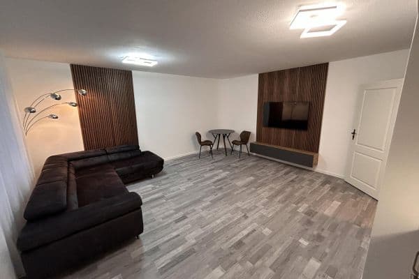 Prenájom bytu 1-izbový 39 m², Engelhardweg 5, Weinsberg Prenájom bytu 1-izbový 39 m², Engelhardweg 5, Weinsberg