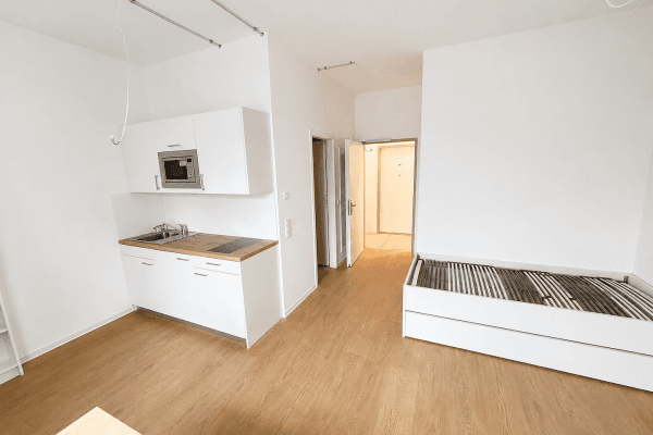 Prenájom bytu 1-izbový 37 m², Frankfurt, Hesensko Prenájom bytu 1-izbový 37 m², Frankfurt, Hesensko