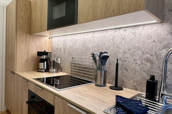 Prenájom bytu 1-izbový 38 m², Oberbilker Allee 39, Düsseldorf, Severné Porýnie - Westfálsko Prenájom bytu 1-izbový 38 m², Oberbilker Allee 39, Düsseldorf, Severné Porýnie - Westfálsko