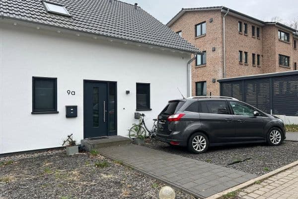 Prenájom domu 124 m², pozemek 350 m², Büchen Prenájom domu 124 m², pozemek 350 m², Büchen