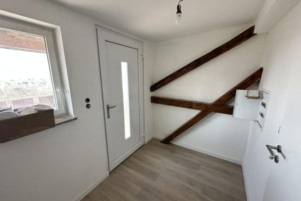 Prenájom bytu 3-izbový 78 m², Bergstraße 56, Apolda, Durínsko Prenájom bytu 3-izbový 78 m², Bergstraße 56, Apolda, Durínsko