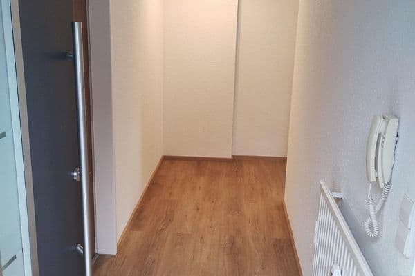 Prenájom bytu 2-izbový 66 m², Leimen Prenájom bytu 2-izbový 66 m², Leimen