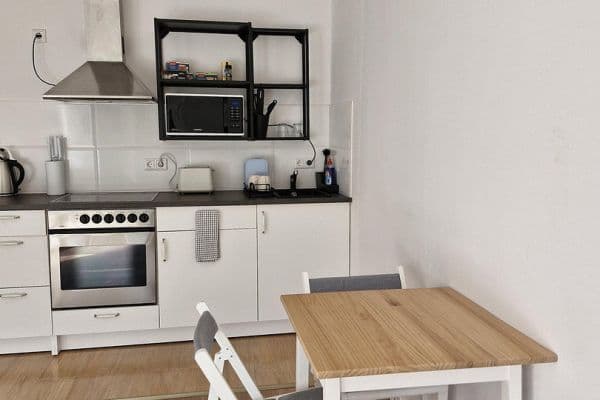 Prenájom bytu 1-izbový 40 m², Adolph-Kolping-Str. 32, Köln Prenájom bytu 1-izbový 40 m², Adolph-Kolping-Str. 32, Köln