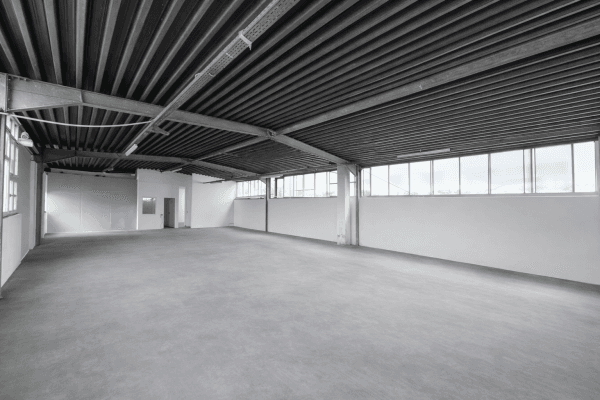 Prenájom nebytového priestoru 1.000 m², Niemetzstr. 47-49, Berlin, Berlín Prenájom nebytového priestoru 1.000 m², Niemetzstr. 47-49, Berlin, Berlín
