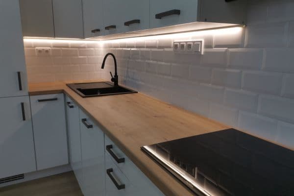 Predaj bytu 3-izbový 63 m², Mitušova, Ostrava Predaj bytu 3-izbový 63 m², Mitušova, Ostrava