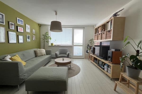Prenájom bytu 3-izbový 73 m², Mánesovo námestie, Bratislava Prenájom bytu 3-izbový 73 m², Mánesovo námestie, Bratislava