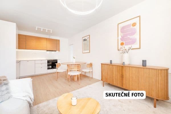 Predaj bytu 4-izbový 90 m², Bryksova, Praha Predaj bytu 4-izbový 90 m², Bryksova, Praha