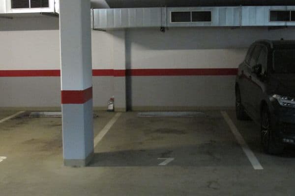 Prenájom garáže 12 m², Na Zatlance, Praha Prenájom garáže 12 m², Na Zatlance, Praha