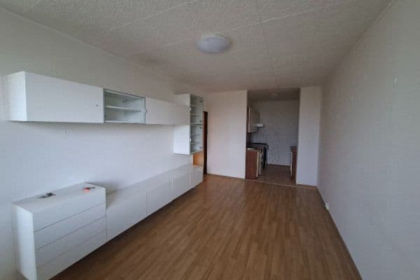 Predaj bytu 2-izbový 42 m², Doubravická, Praha Predaj bytu 2-izbový 42 m², Doubravická, Praha