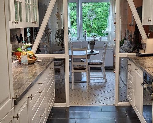 Predaj bytu 3-izbový 84 m², Donnerstr. 48, Velbert Predaj bytu 3-izbový 84 m², Donnerstr. 48, Velbert