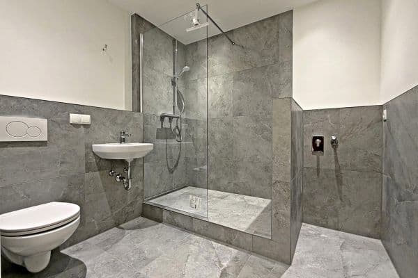 Predaj bytu 2-izbový 44 m², Mannheim Predaj bytu 2-izbový 44 m², Mannheim