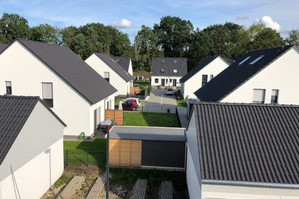 Prenájom domu 141 m², pozemok 200 m², Hinter den Tannen, Glinde Prenájom domu 141 m², pozemok 200 m², Hinter den Tannen, Glinde