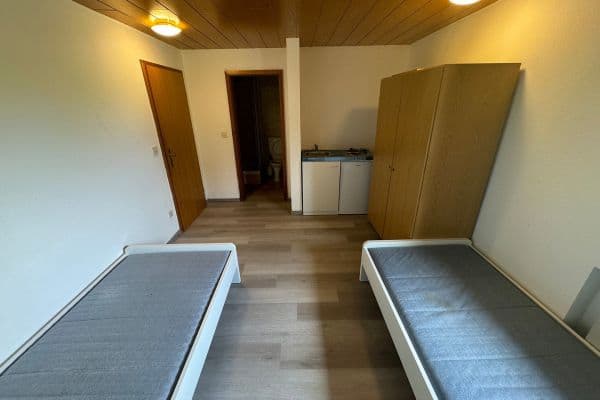 Prenájom domu 500 m², pozemek 4.000 m², Frontenhausen Prenájom domu 500 m², pozemek 4.000 m², Frontenhausen