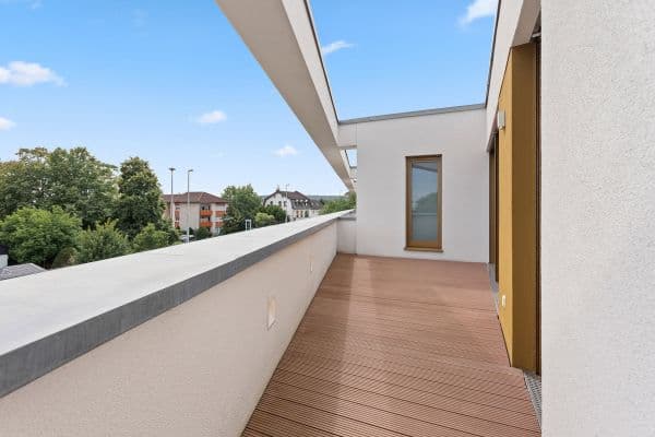 Predaj domu 169 m², pozemek 160 m², Liederbach am Taunus Predaj domu 169 m², pozemek 160 m², Liederbach am Taunus