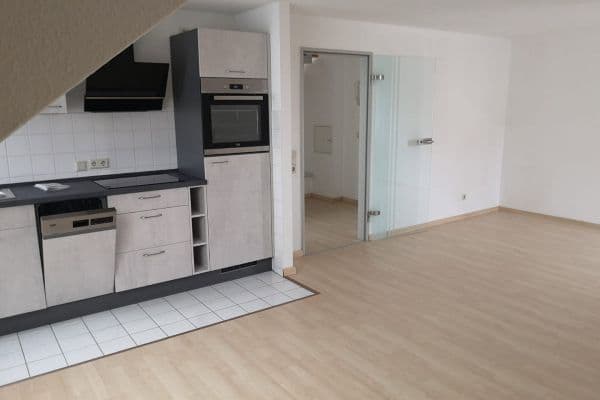 Prenájom bytu 2-izbový 54 m², Hauptstraße 12c, Meuselwitz Prenájom bytu 2-izbový 54 m², Hauptstraße 12c, Meuselwitz