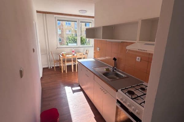 Prenájom bytu 2-izbový 59 m², Boskovická, Brno Prenájom bytu 2-izbový 59 m², Boskovická, Brno