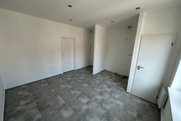 Predaj bytu 2-izbový 37 m², Jana Palacha, Kralupy nad Vltavou Predaj bytu 2-izbový 37 m², Jana Palacha, Kralupy nad Vltavou