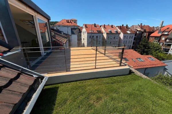 Prenájom bytu 5-izbový 129 m², Stuttgart West Prenájom bytu 5-izbový 129 m², Stuttgart West