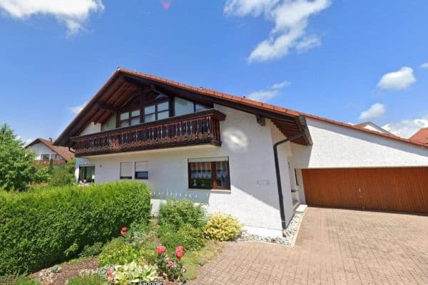 Predaj domu 255 m², pozemok 894 m², Hüttlingen Predaj domu 255 m², pozemok 894 m², Hüttlingen