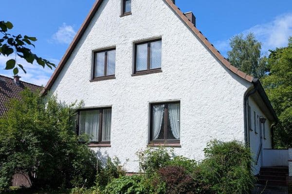 Predaj domu 114 m², pozemek 1.214 m², Ohlstedter Straße 32, Hamburg, Hamburg Predaj domu 114 m², pozemek 1.214 m², Ohlstedter Straße 32, Hamburg, Hamburg