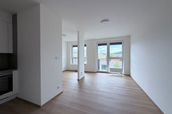 Prenájom bytu 1-izbový 38 m², Nádražní, Kralupy nad Vltavou Prenájom bytu 1-izbový 38 m², Nádražní, Kralupy nad Vltavou