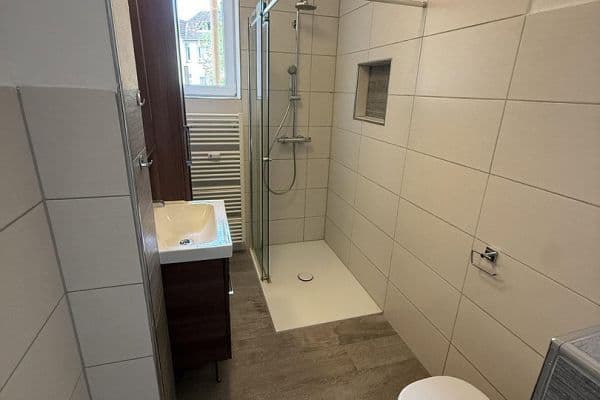 Prenájom bytu 3-izbový 75 m², Mittelstraße 33, Bad Nauheim Prenájom bytu 3-izbový 75 m², Mittelstraße 33, Bad Nauheim