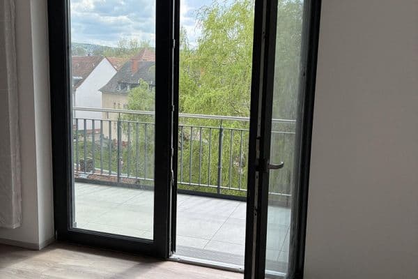 Prenájom bytu 2-izbový 85 m², Kaiserslautern Prenájom bytu 2-izbový 85 m², Kaiserslautern