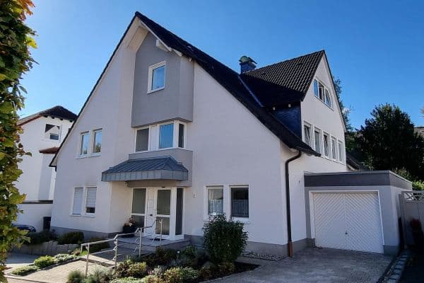 Prenájom bytu 3-izbový 119 m², Bochum Prenájom bytu 3-izbový 119 m², Bochum