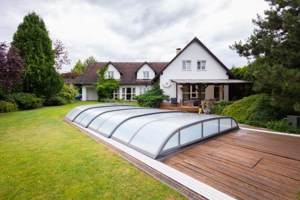 Predaj domu 430 m², pozemek 2.435 m², Trojická, Mělník Predaj domu 430 m², pozemek 2.435 m², Trojická, Mělník