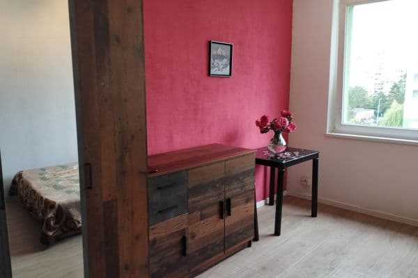 Prenájom bytu 1-izbový 30 m², Machkova, Praha Prenájom bytu 1-izbový 30 m², Machkova, Praha