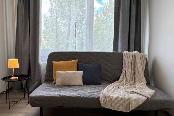 Prenájom bytu 3-izbový 16 m², Nušlova, Praha Prenájom bytu 3-izbový 16 m², Nušlova, Praha