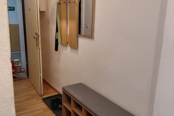 Prenájom bytu 3-izbový 63 m², Mírová, Milovice Prenájom bytu 3-izbový 63 m², Mírová, Milovice
