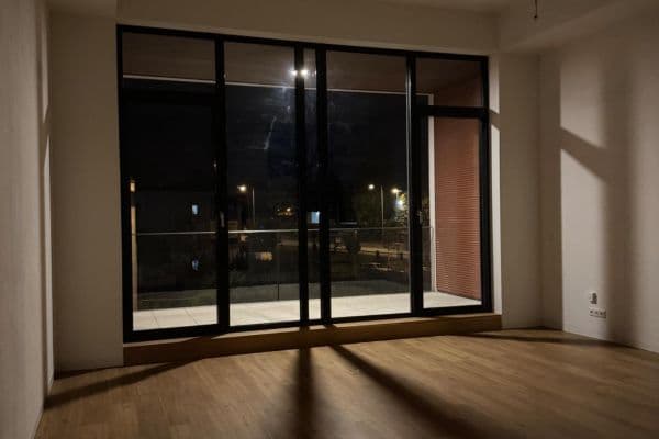 Prenájom bytu 2-izbový 50 m², Malešická, Praha Prenájom bytu 2-izbový 50 m², Malešická, Praha
