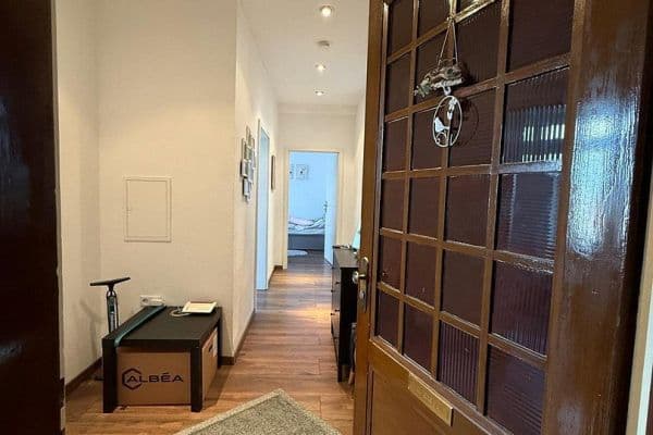 Prenájom bytu 3-izbový 83 m², walder str 63, Hilden Prenájom bytu 3-izbový 83 m², walder str 63, Hilden