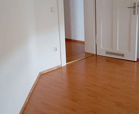 Prenájom bytu 2-izbový 70 m², Von-der-Tann-Straße 135, Nürnberg Prenájom bytu 2-izbový 70 m², Von-der-Tann-Straße 135, Nürnberg