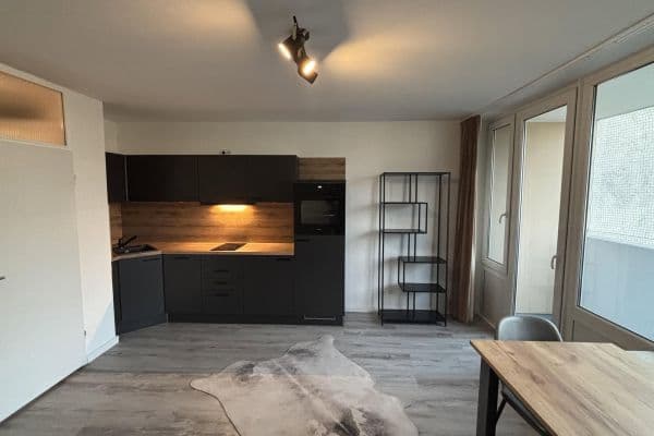 Prenájom bytu 1-izbový 34 m², Landsbergerstraße 443, München, Bavorsko Prenájom bytu 1-izbový 34 m², Landsbergerstraße 443, München, Bavorsko