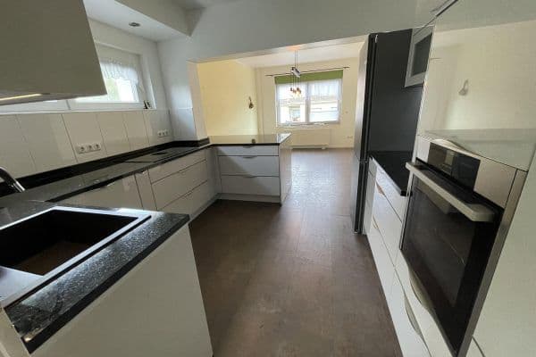 Predaj bytu 5-izbový 155 m², Nörvenich Predaj bytu 5-izbový 155 m², Nörvenich