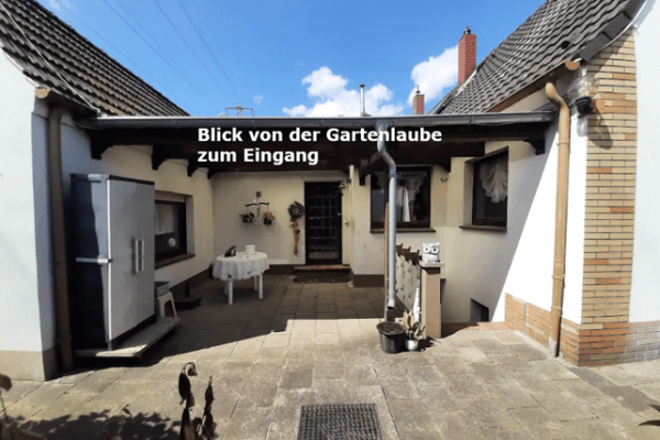 Predaj domu 105 m², pozemek 801 m², Duisburg Neumühl Predaj domu 105 m², pozemek 801 m², Duisburg Neumühl