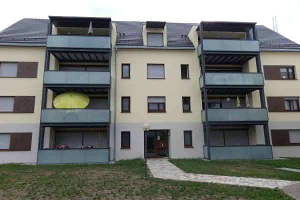 Prenájom bytu 4-izbový 110 m², Moltkestr. 23, Lahr Prenájom bytu 4-izbový 110 m², Moltkestr. 23, Lahr