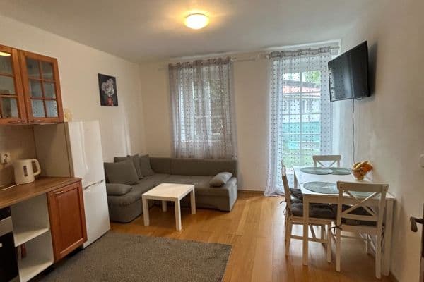 Predaj bytu 2-izbový 44 m², Za Dvorem, Kozinec Predaj bytu 2-izbový 44 m², Za Dvorem, Kozinec
