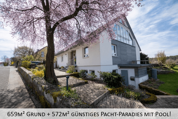 Predaj domu 225 m², pozemok 659 m², Neunkirchen am Brand Predaj domu 225 m², pozemok 659 m², Neunkirchen am Brand