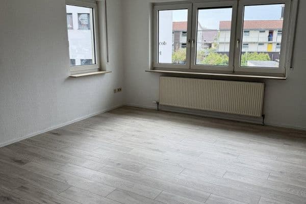 Prenájom bytu 3-izbový 85 m², Heilbronner Straße 1/3, Kirchardt Prenájom bytu 3-izbový 85 m², Heilbronner Straße 1/3, Kirchardt