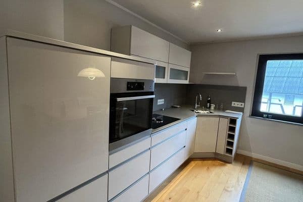 Prenájom bytu 4-izbový 89 m², Weilerswist Prenájom bytu 4-izbový 89 m², Weilerswist