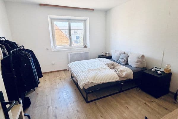 Prenájom bytu 2-izbový 63 m², Eschenauerstr 7, Lauf Prenájom bytu 2-izbový 63 m², Eschenauerstr 7, Lauf