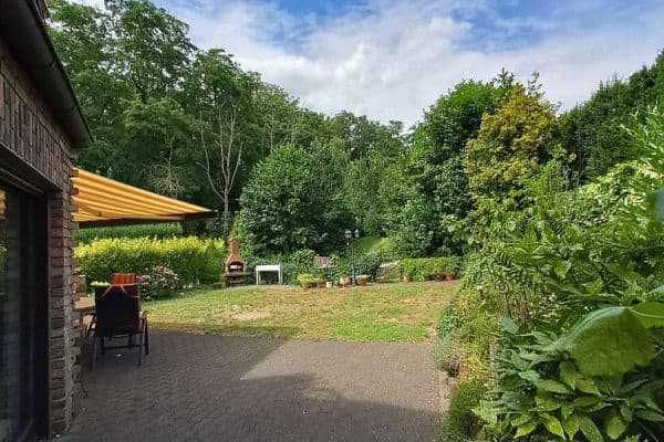 Predaj bytu 3-izbový 105 m², Duisburg Predaj bytu 3-izbový 105 m², Duisburg