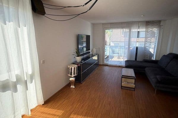 Prenájom bytu 4-izbový 95 m², Wendlingen Prenájom bytu 4-izbový 95 m², Wendlingen