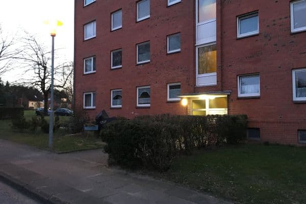 Prenájom bytu 3-izbový 74 m², Hohenfelder Stieg 1, Geesthacht Prenájom bytu 3-izbový 74 m², Hohenfelder Stieg 1, Geesthacht