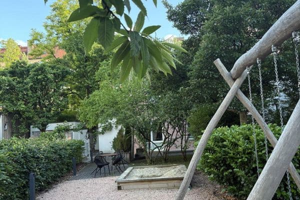 Prenájom bytu 2-izbový 58 m², München, Bavorsko Prenájom bytu 2-izbový 58 m², München, Bavorsko