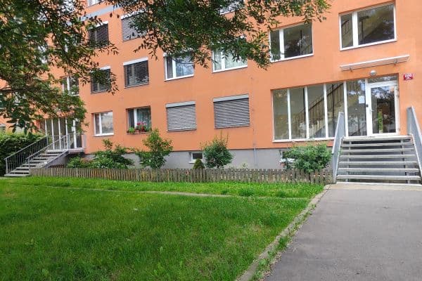 Predaj bytu 1-izbový 30 m², Šimonova, Praha Predaj bytu 1-izbový 30 m², Šimonova, Praha