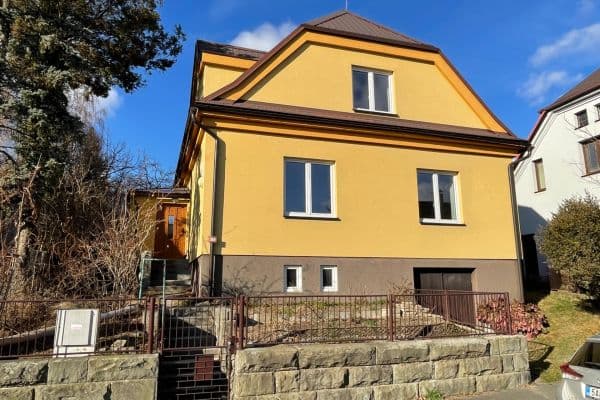 Prenájom bytu 2-izbový 100 m², Jiráskova, Frýdek-Místek Prenájom bytu 2-izbový 100 m², Jiráskova, Frýdek-Místek